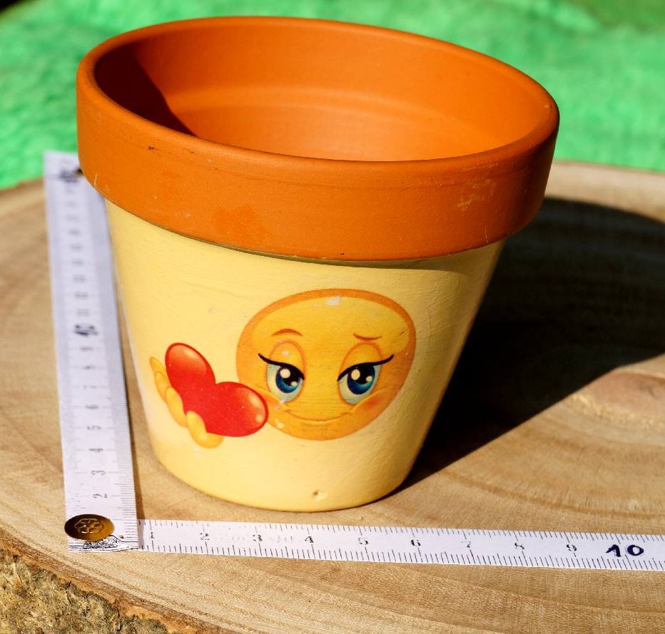 Glücksstein Tontopf mit Smiley